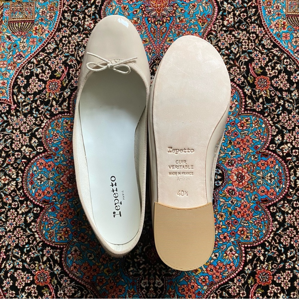 SOLD ‼️ Repetto The Cendrillon Ballerina